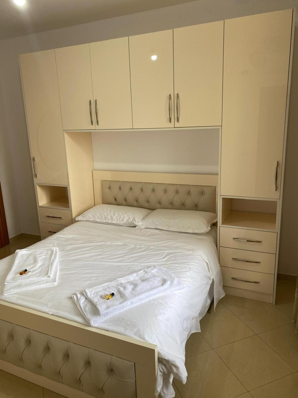 Emily House Apartment ฟิเอร์ ภายนอก รูปภาพ
